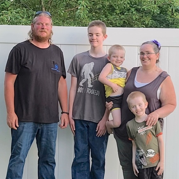 Meet your Posher, Alana - Picture 1 of 3